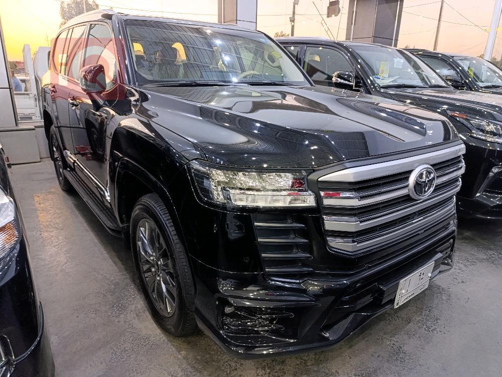 تۆیۆتا لاند کروزەر